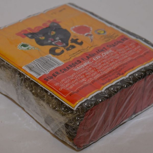 Firecrackers – Black Cat (1)